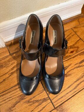 Steve Madden Black Patent Mary Jane Heels Pumps Size 8.5